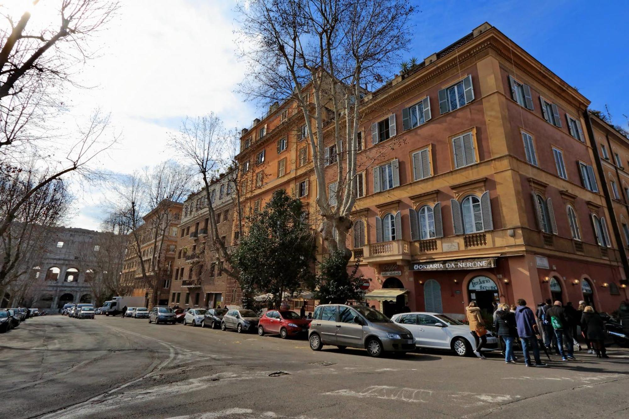Dolce Casa Colosseo 1 - 2 ローマ エクステリア 写真