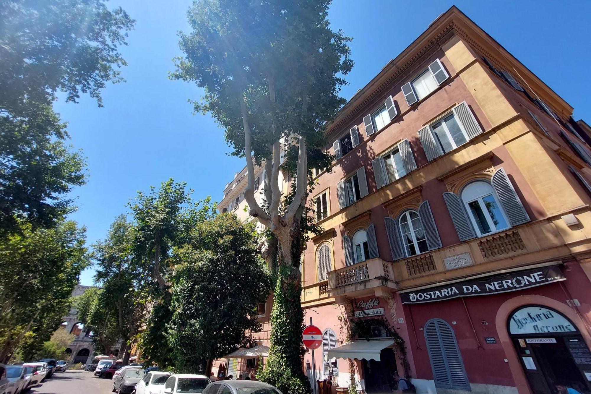 Dolce Casa Colosseo 1 - 2 ローマ エクステリア 写真